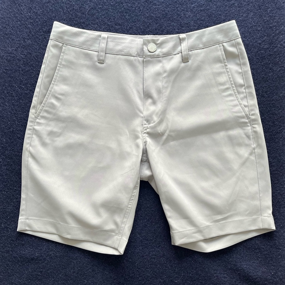 NWOT BONOBOS Light Grey Men’s Golf Short, Size 29